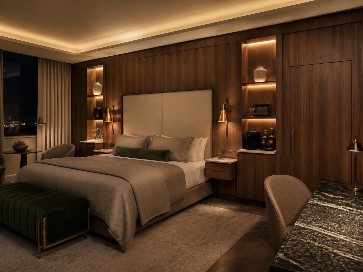 Walnut Hotel Suite